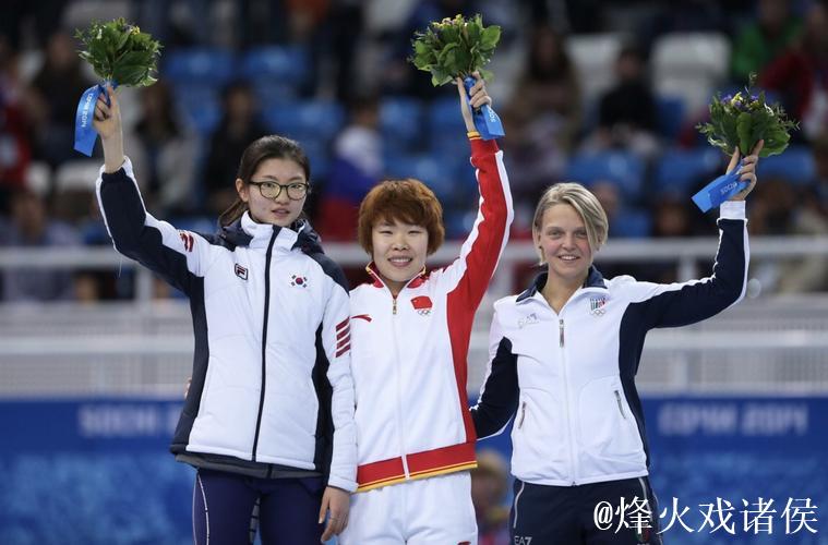 奥运冠军周洋联袂张璐涵、高旭亮相长春献唱 奥运冠军周洋联袂张璐涵、高旭亮相长春献唱